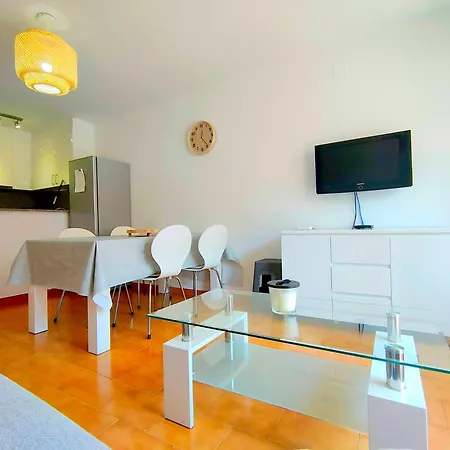 135-apartamento En Cerca Del Mar- Empurialola Apartment